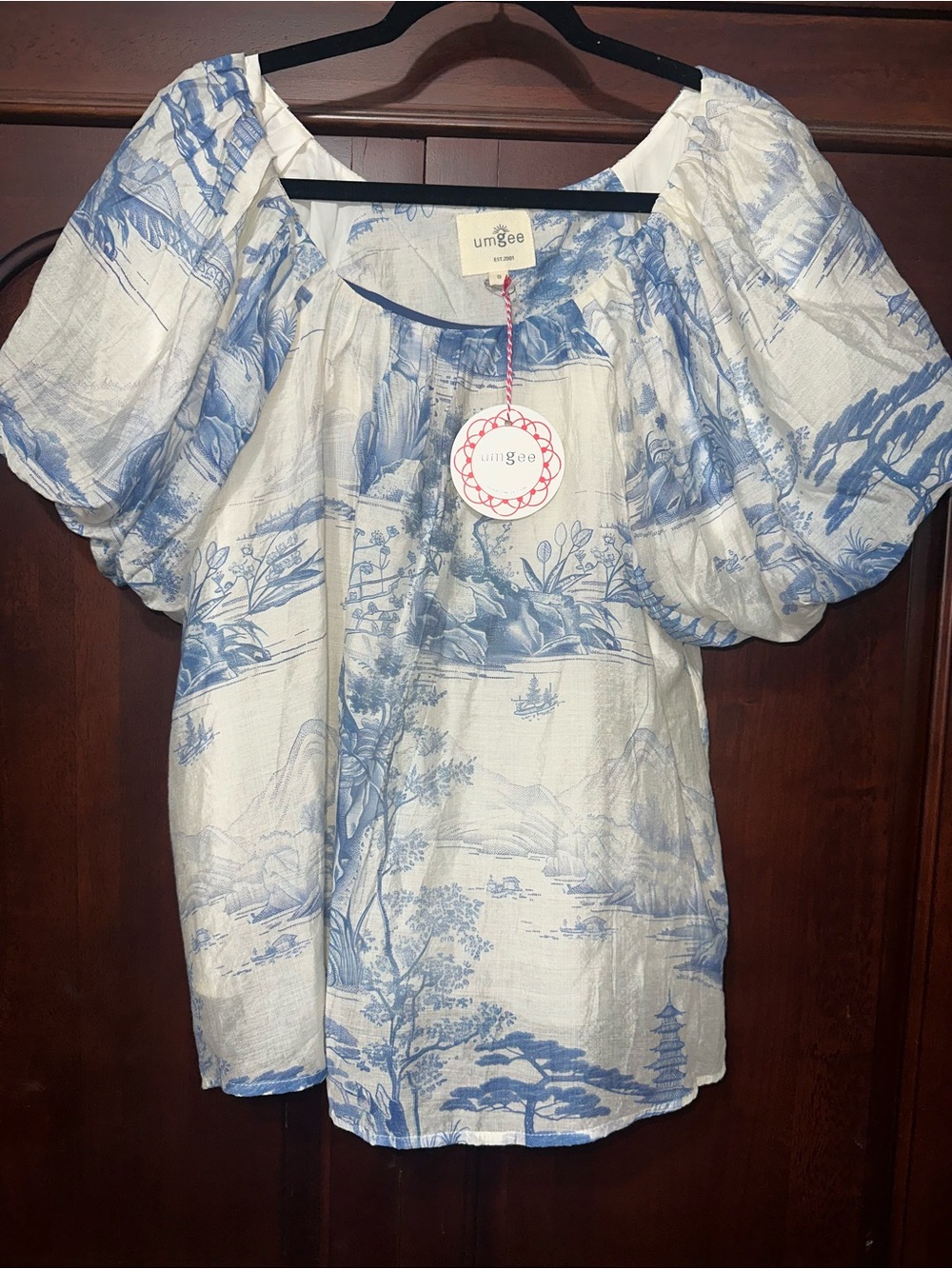 Umgee Blue and White Puff Sleeve Peasant Blouse